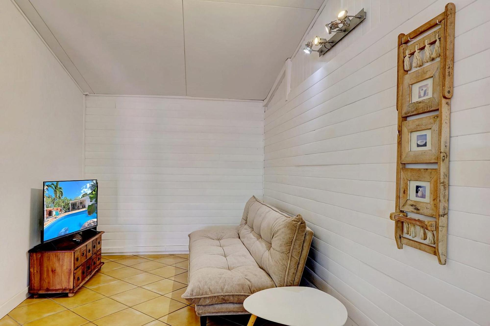 La Villa D'Eden - Saint Gilles Les Bains 외부 사진